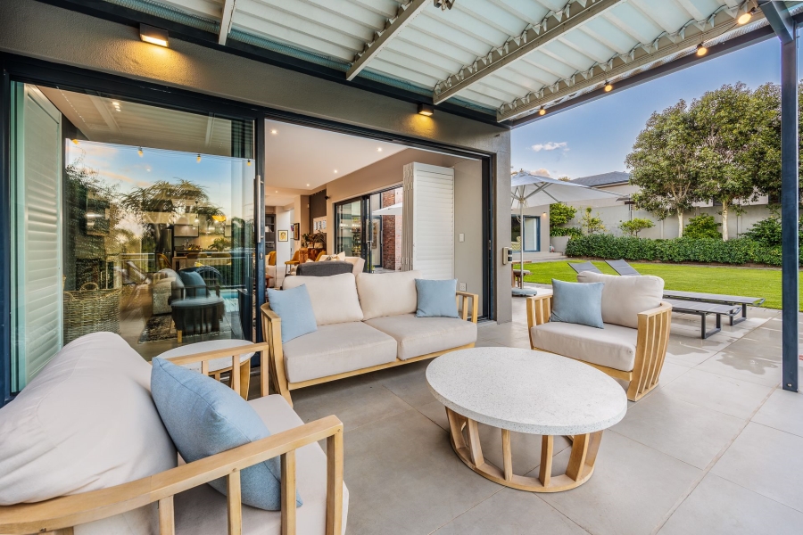 5 Bedroom Property for Sale in Aurora Western Cape